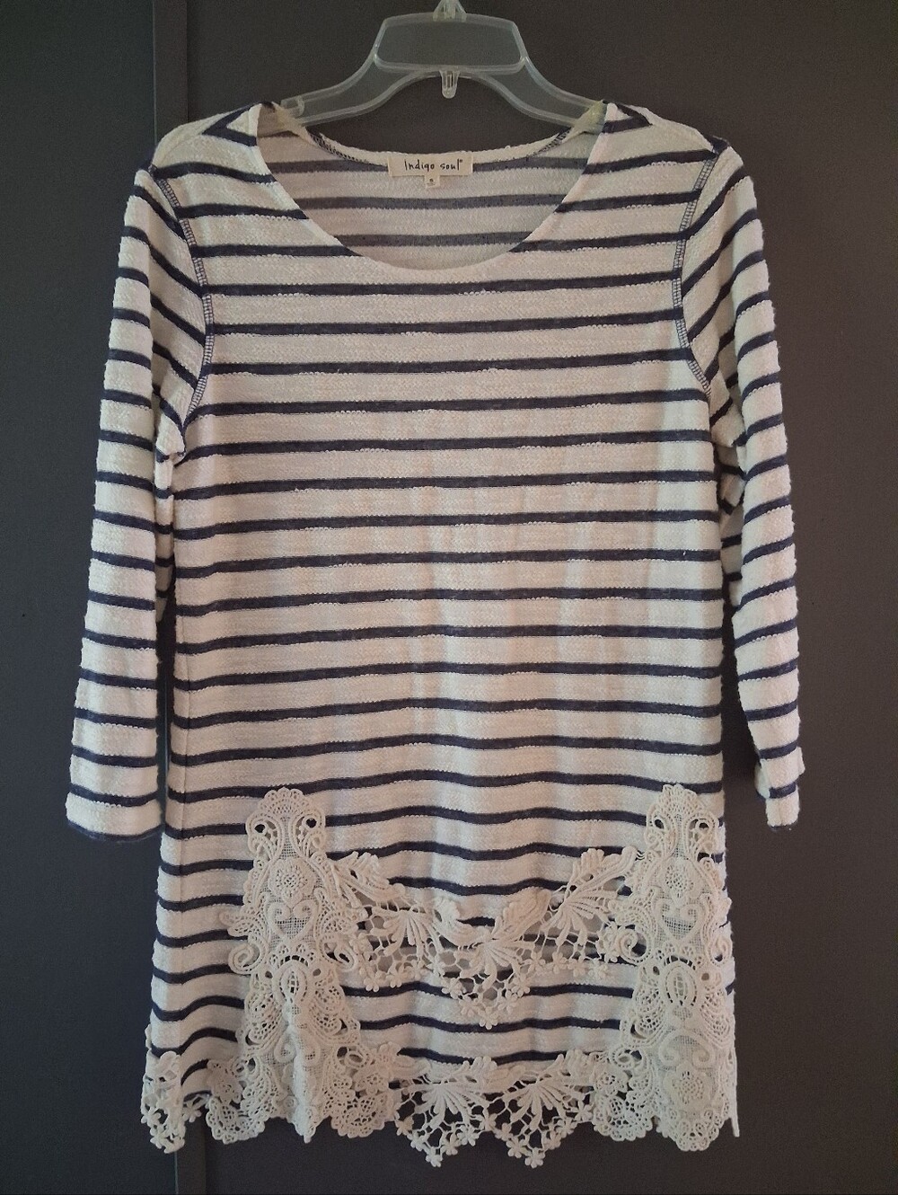 Indigo Soul navy and white striped scoop-neck tunic top, crocheted overlay S